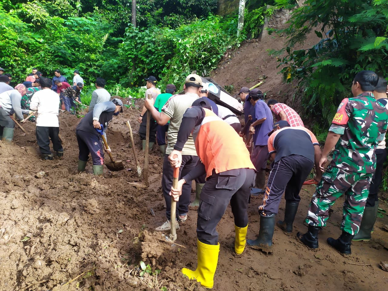 Cuaca Ekstrim, Masyarakat Agar Tetap Waspada