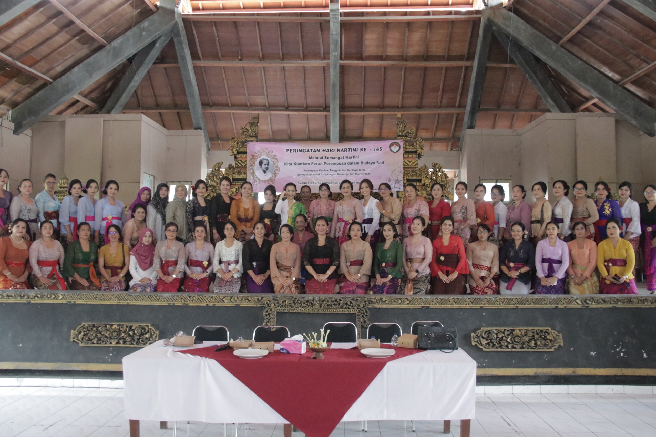 Hari Kartini, Penasehat DWP Buleleng Ajak Seluruh Wanita Untuk Menunjukkan Kekuatan Dalam Perjuangan