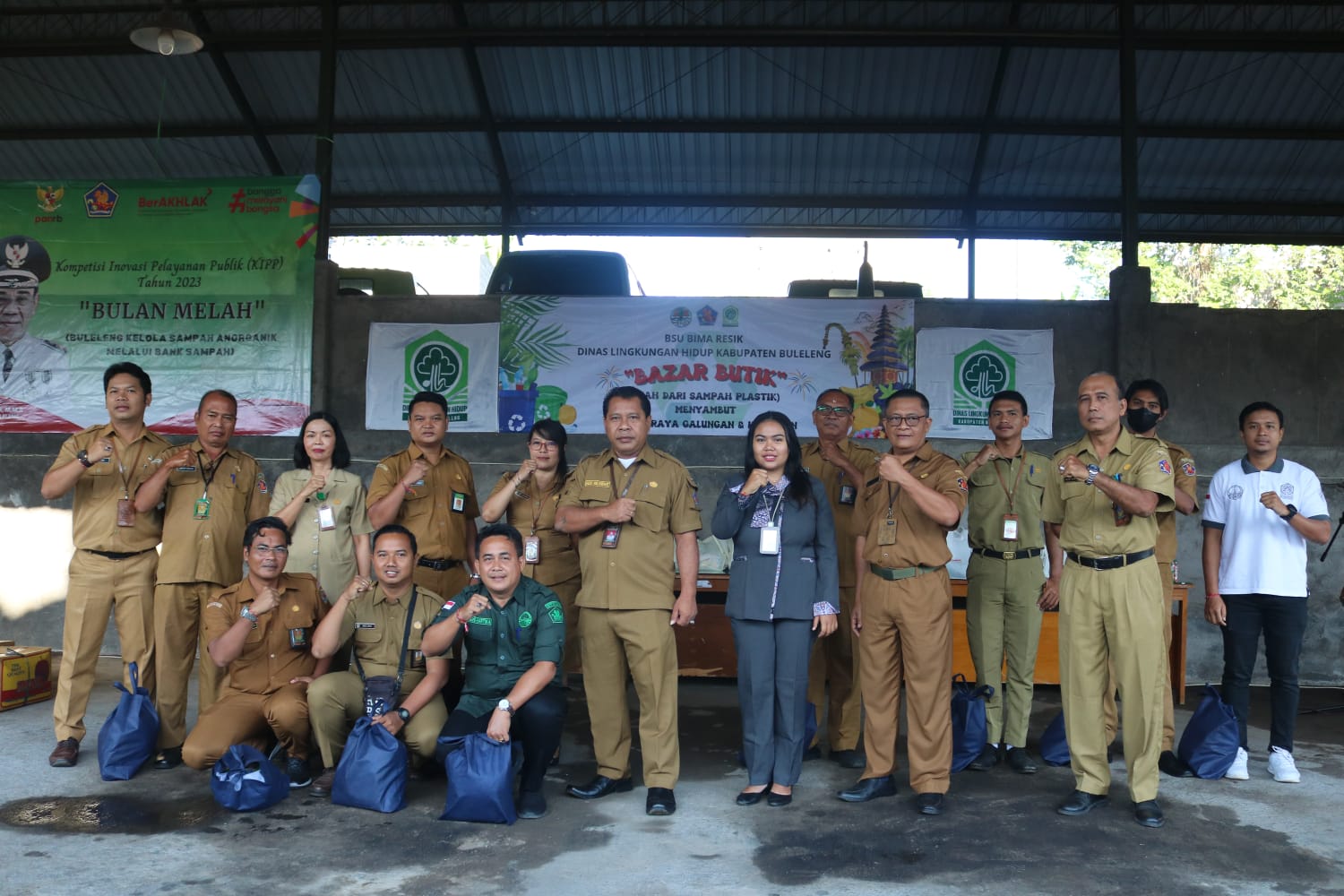 Jelang Galungan, DLH Buleleng Gelar Bazzar Butik