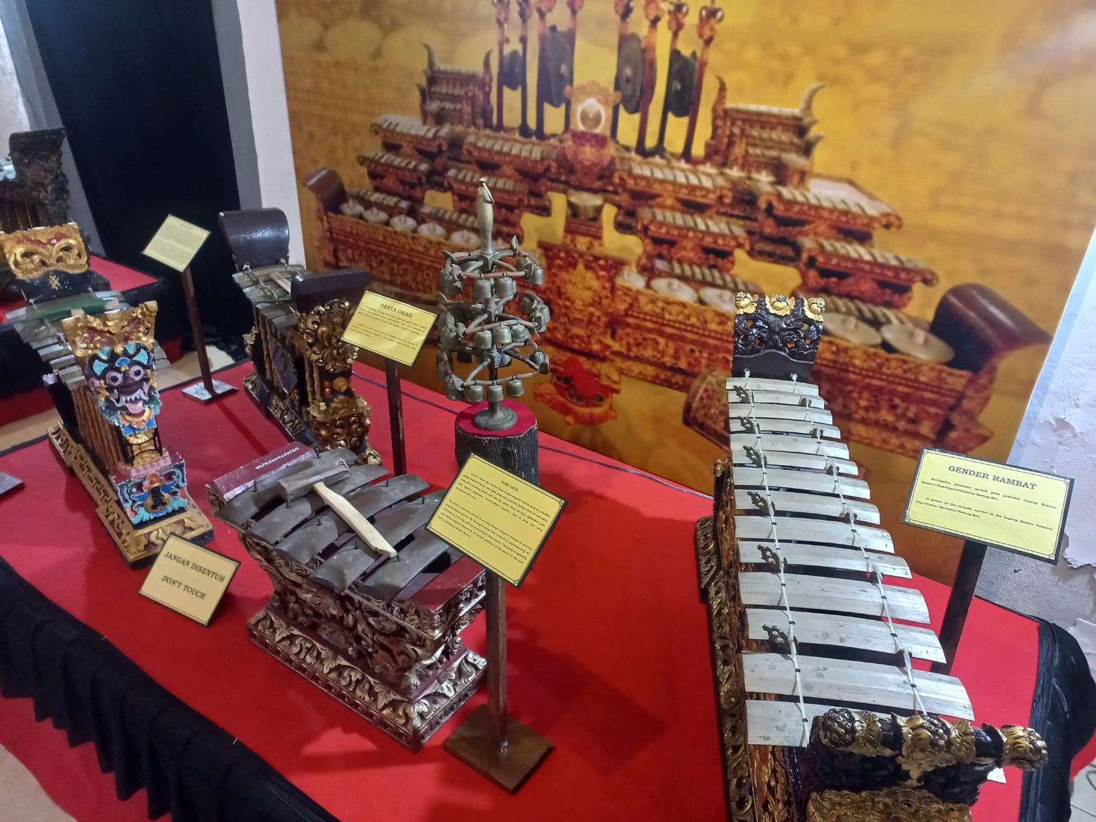 Kenalkan Warisan Budaya, UPTD Gedong Kirtya Gelar Pameran Alat Musik Tradisional Bali