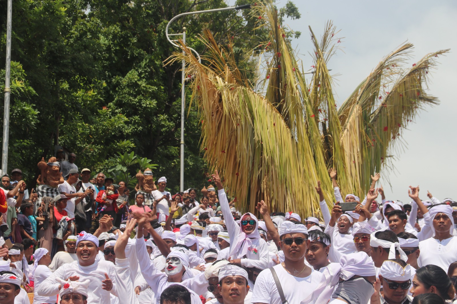 Ngusabha Bukakak Simbol Kesuburan