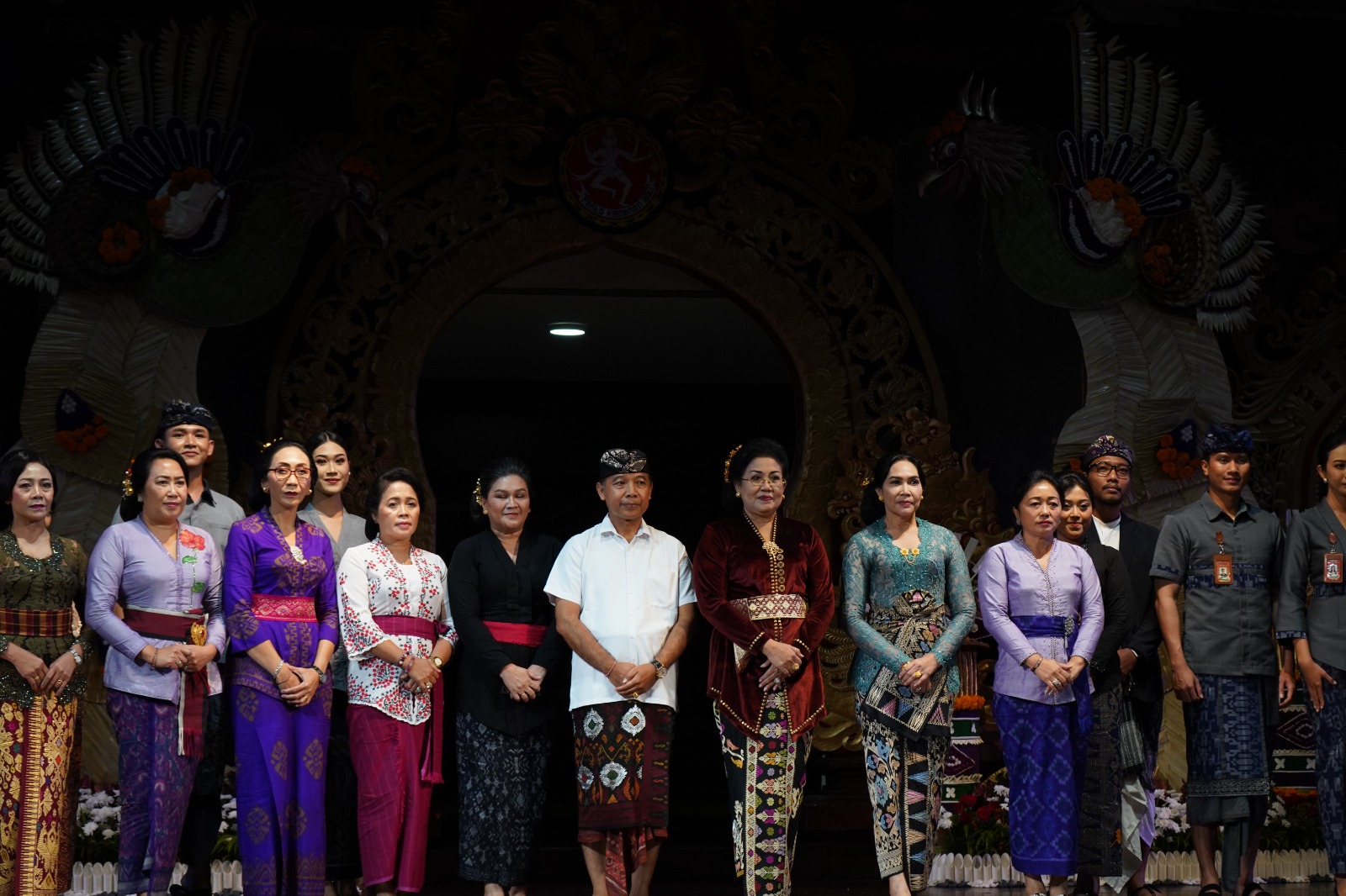 Ny. Putri Koster Dorong Pelestarian Endek dan Tenun Tradisional Bali