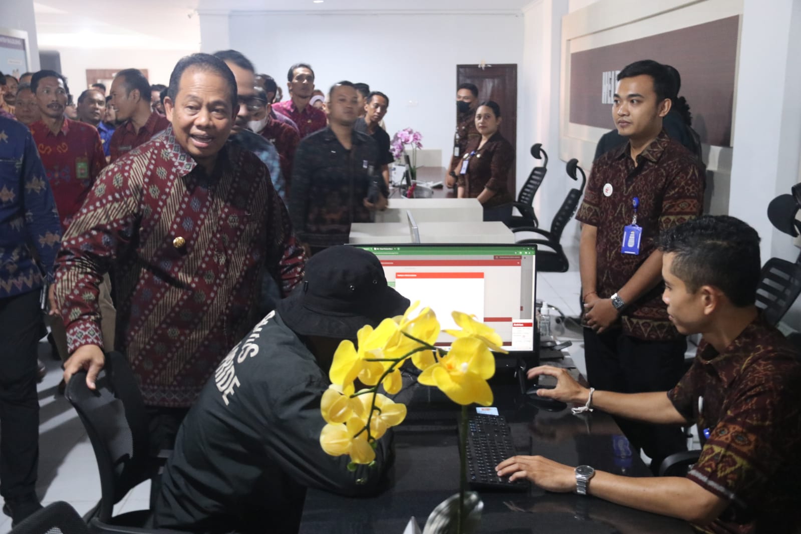 Optimalisasi Pelayanan, DPMPTSP Buleleng Berkantor Penuh di MPP Januari 2024