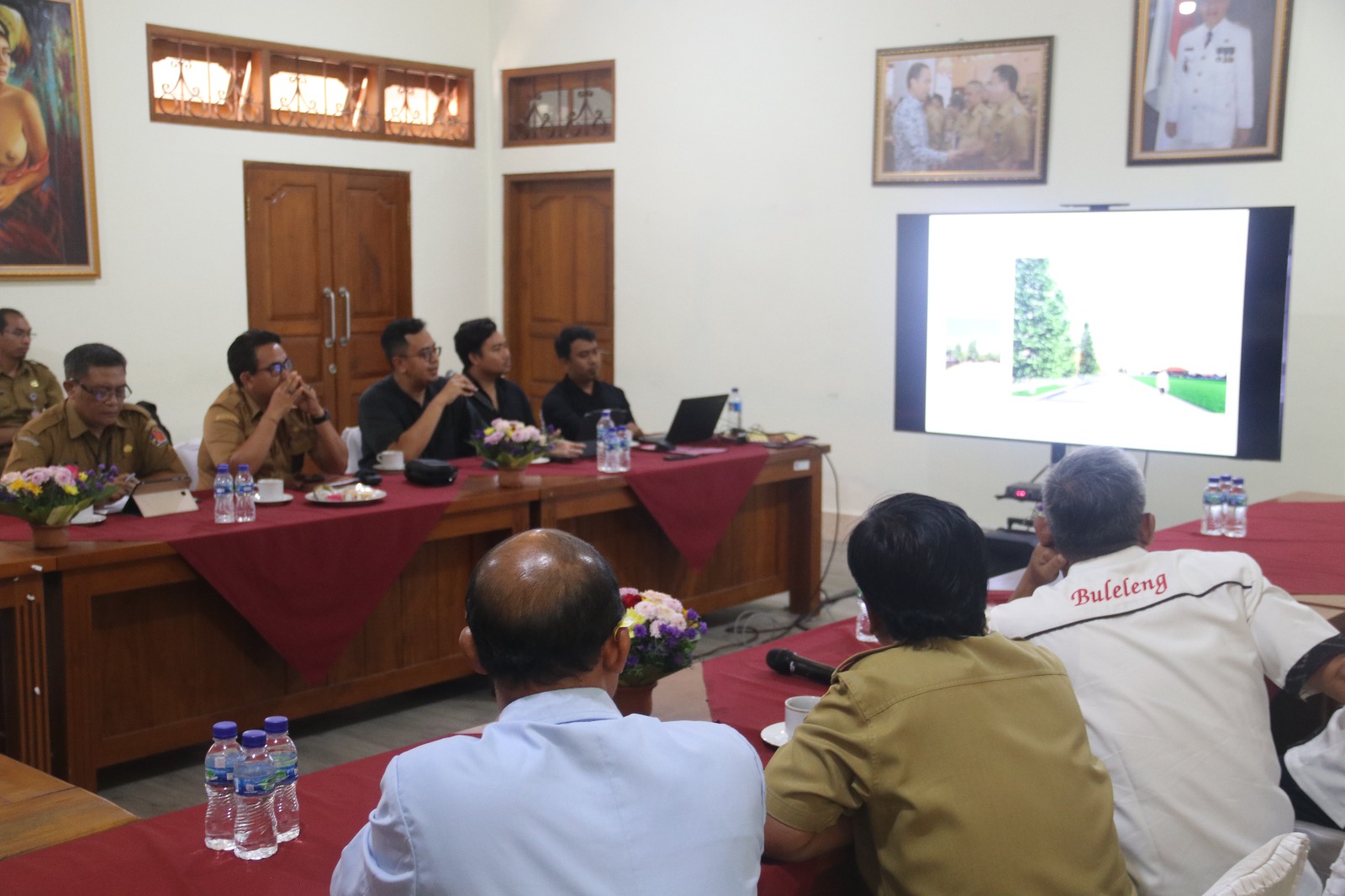 Penjabat Bupati Buleleng Pimpin Rapat Koordinasi Pembangunan Jogging Track GOR Bhuana Patra Singaraja