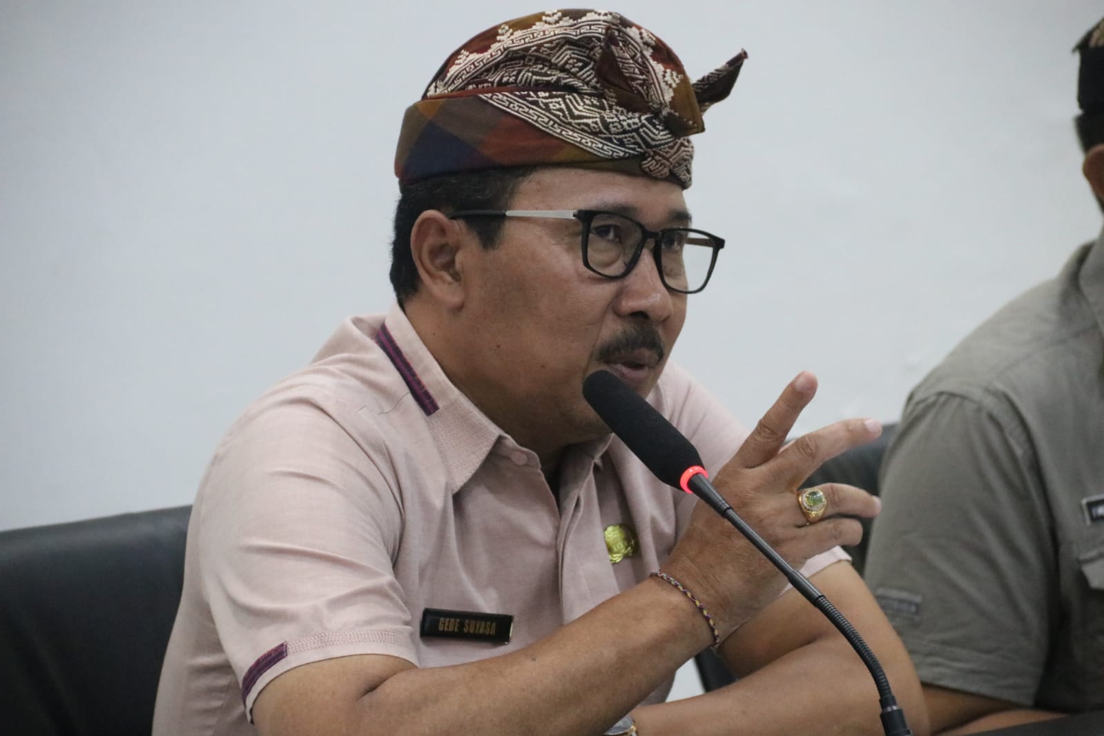 Sekda Suyasa Harapkan Pilkel Tahun Ini Hasilkan Pemimpin Yang Produktif